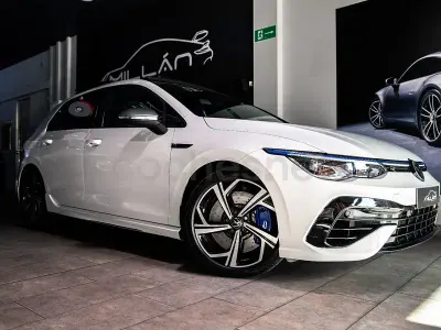 Usado VW Golf VIII R 320 CV (235 kW) 2023 Blanco Berlina