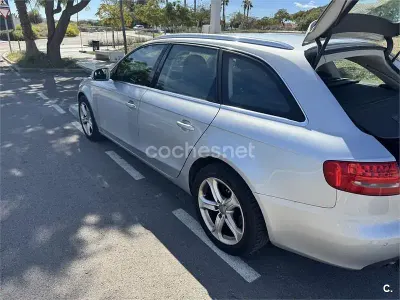 Usado Audi A4 143 CV (105 kW) 2010 Gris / plata Familiar