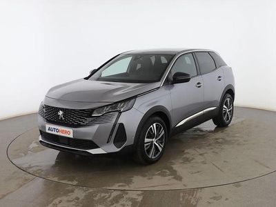 Usado Peugeot 3008 Allure 131 CV (96 kW) 2023 Plata SUV
