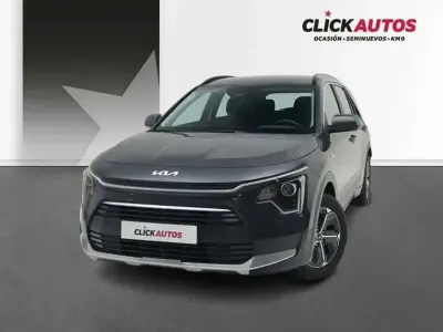 Usado Kia Niro 129 CV (94 kW) 2025 Gris SUV