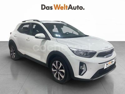 Blanco Usado 2022 Kia Stonic SUV | 15.900 € (Buen precio)