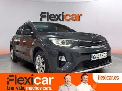 Usado Kia Stonic 120 HP (88 kW) 2017 Cinzento SUV