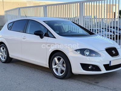 Blanco Usado 2010 Seat Leon Reference Berlina | 5900 € (Precio justo)