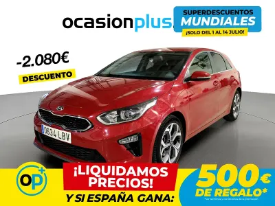 Usado Kia Ceed 120 CV (88 kW) 2019 Rojo Utilitario