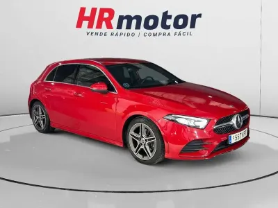 Usado Mercedes A180 116 CV (85 kW) 2018 Rojo Utilitario