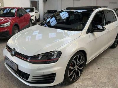 Occasion VW Golf VII GTI 230 ch (169 kW) 2016 Blanc Citadine