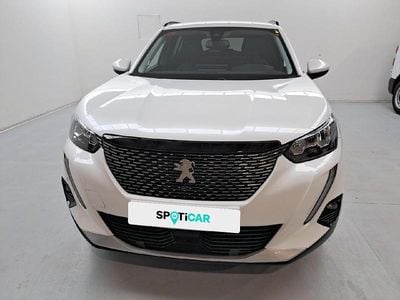 Usado Peugeot 2008 Allure 131 CV (96 kW) 2021 Blanco SUV