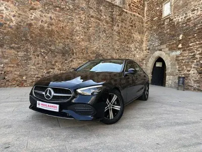 Usado Mercedes C220 200 CV (147 kW) 2022 Negro Berlina