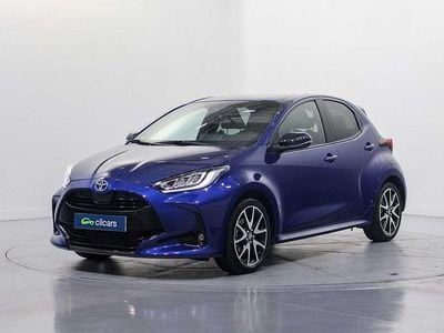 Usado Toyota Yaris Hybrid Style 75 CV (55 kW) 2022 Azul Berlina