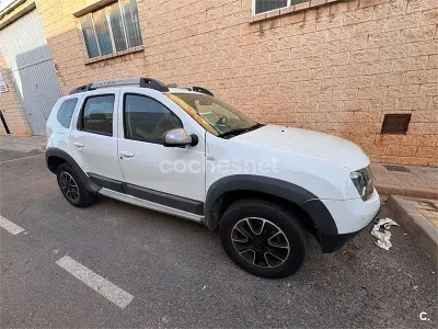 Usado Dacia Duster 109 CV (80 kW) 2016 Blanco SUV