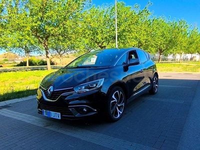 Usado Renault Scénic III Edition One 110 CV (80 kW) 2016 Negro Monovolumen