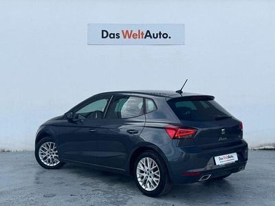 Usado Seat Ibiza FR 110 CV (80 kW) 2022 Gris Utilitario