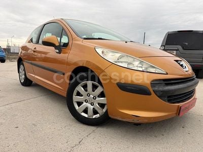 Naranja Usado 2007 Peugeot 207 Berlina | 3900 € (Precio justo)