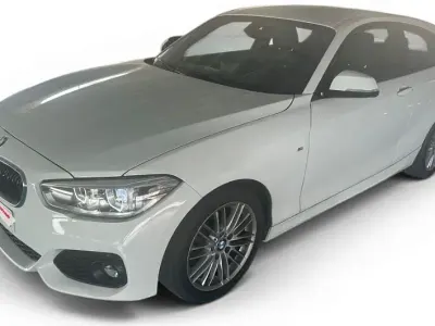 Usado BMW 118 Comfort Edition 136 CV (100 kW) 2019 Blanco Utilitario