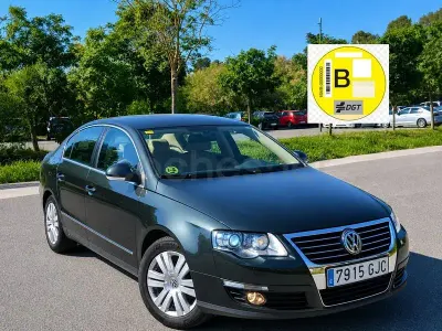 Usado VW Passat Highline 140 CV (102 kW) 2008 Verde Berlina