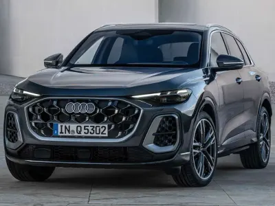 Usado Audi Q5 Advanced Plus 204 CV (150 kW) 2025 Gris SUV