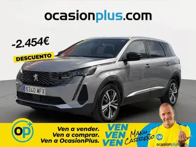 Usado Peugeot 5008 Allure 130 CV (95 kW) 2023 Gris / plata SUV