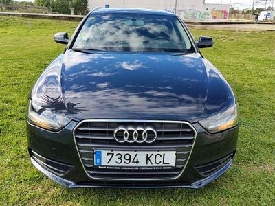 Usado Audi A4 136 CV (100 kW) 2014 Azul Familiar