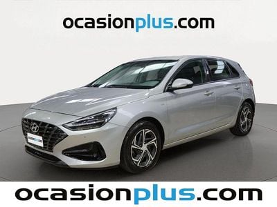 Usado Hyundai i30 120 CV (88 kW) 2022 Gris plata Utilitario