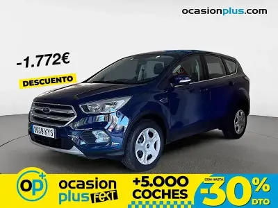 Usado Ford Kuga Trend+ 120 CV (88 kW) 2019 Azul SUV