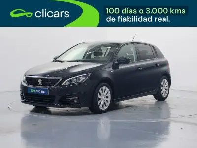 Usado Peugeot 308 Style 130 CV (95 kW) 2018 Azul