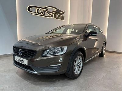 Usado Volvo V60 Kinetic 150 CV (110 kW) 2016 Marrón Familiar