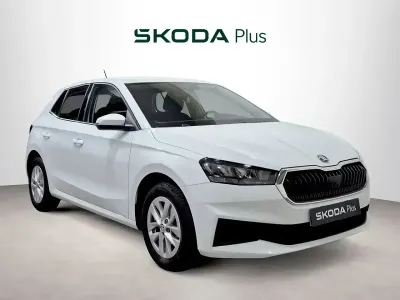 Usado Skoda Fabia Ambition 95 CV (69 kW) 2024 Blanco Utilitario
