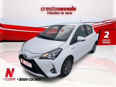 Usado Toyota Yaris Hybrid Active 100 CV (73 kW) 2019 Blanco