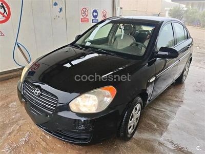 Usado Hyundai Accent GLS 110 CV (80 kW) 2006 Negro Berlina