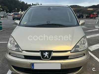 Peugeot 807