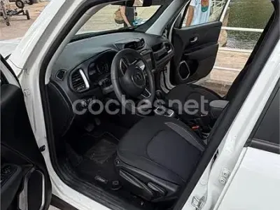 Usado Jeep Renegade Limited 130 CV (95 kW) 2024 Blanco SUV