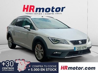 Usado Seat Leon 4Drive 150 CV (110 kW) 2018 Blanco Familiar