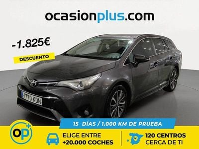 Usado Toyota Avensis Advance 143 CV (105 kW) 2017 Gris Familiar