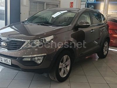 Marrón Usado 2012 Kia Sportage SUV | 6999 € (Precio justo)