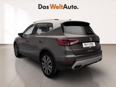 Gris Usado 2025 Seat Arona Xperience SUV | 19.900 € (Un poco caro)
