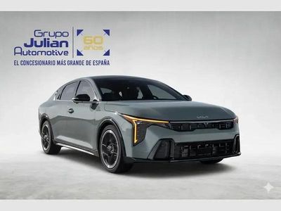 Nieuw Kia K4 GT-Line 115 PK (84 kW) 2026 Otro