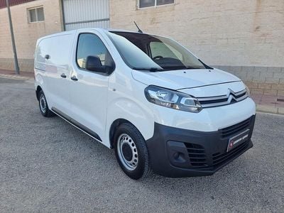 Usado Citroën Jumpy 102 CV (75 kW) 2022 Blanco Monovolumen