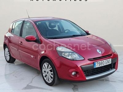 Usado Renault Clio II Exception 85 CV (62 kW) 2009 Rojo Berlina