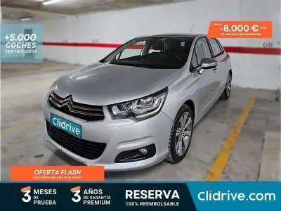Usado Citroën C4 92 HP (67 kW) 2015 Cinzento Citadino