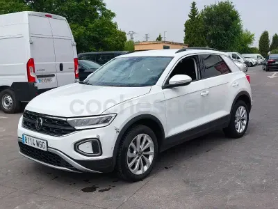 Usado VW T-Roc Life 150 CV (110 kW) 2023 Blanco SUV