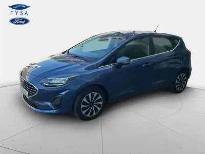 Usado Ford Fiesta Titanium 125 CV (91 kW) 2022 Ázul chrome (metalizado) Utilitario
