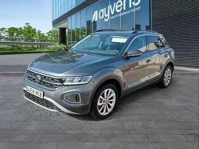 Usado VW T-Roc 150 CV (110 kW) 2025 Gris SUV
