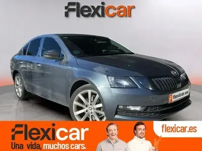 Usado Skoda Octavia Ambition 150 CV (110 kW) 2020 Negro