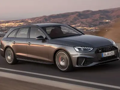 Usado Audi A4 Advanced 163 CV (119 kW) 2021 Gris Familiar