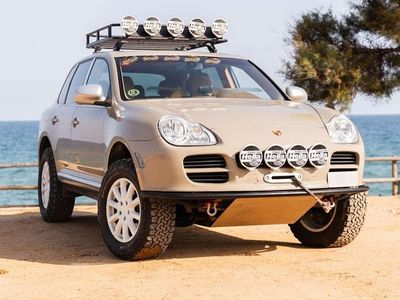 Beige Usado 2005 Porsche Cayenne SUV | 29.955 €