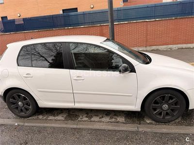 Usado VW Golf IV Highline 102 CV (75 kW) 2005 Blanco Berlina