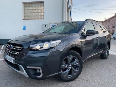 Usado Subaru Outback 175 CV (128 kW) 2021 Gris / plata SUV