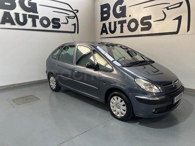 Usado Citroën Xsara Picasso 92 CV (67 kW) 2010 Azul Monovolumen