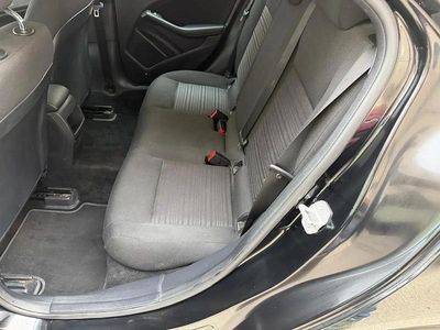 Usado Mercedes A180 109 HP (80 kW) 2016 Preto