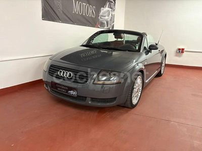 Gris / plata Usado 2002 Audi TT Roadster Descapotable | 8900 € (Precio justo)